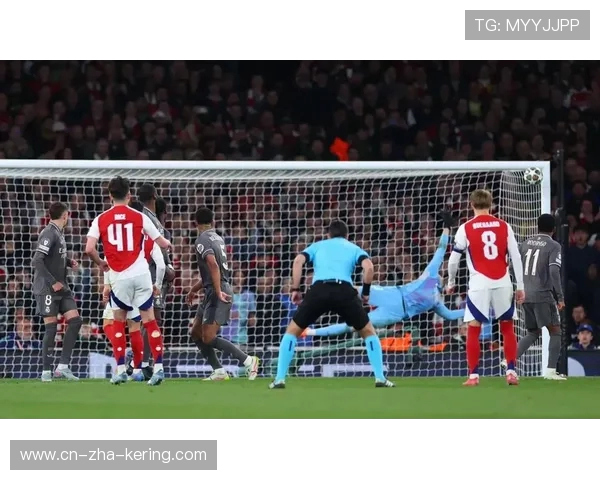 阿森纳激战强敌全场鏖战展现英伦豪门不屈精神